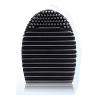 The Incredible Makeup Brush Cleaner | Stornfield