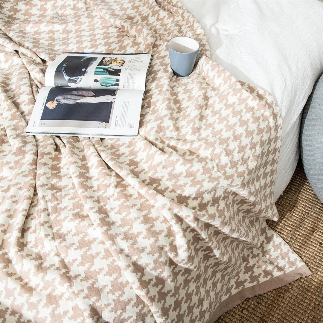 Stornfield | PlaidLuxe Houndstooth Blanket | Checkered Design | Soft & Comfortable | Various Sizes