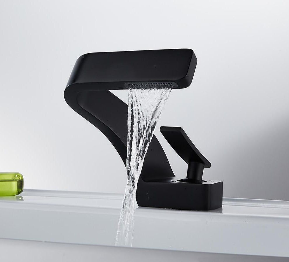 Everest - Modern Curved Faucet │ Daring and Refined Design | Stornfield