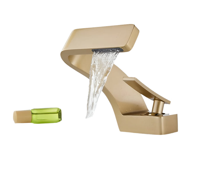 AquaArc Stornfield Modern Kitchen Faucet
