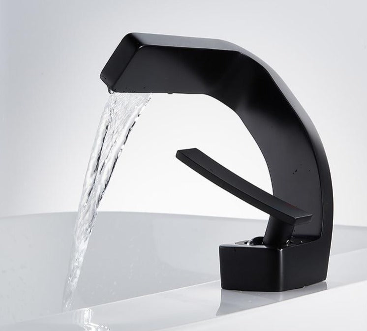 Everest - Modern Curved Faucet │ Daring and Refined Design | Stornfield