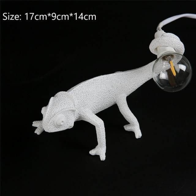 Nordic Modern Chameleon Lizard Desk Light | Stornfield