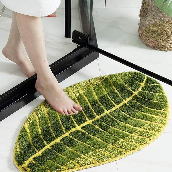 Pure Green Leaf Shape Home Rug | Stonrfield