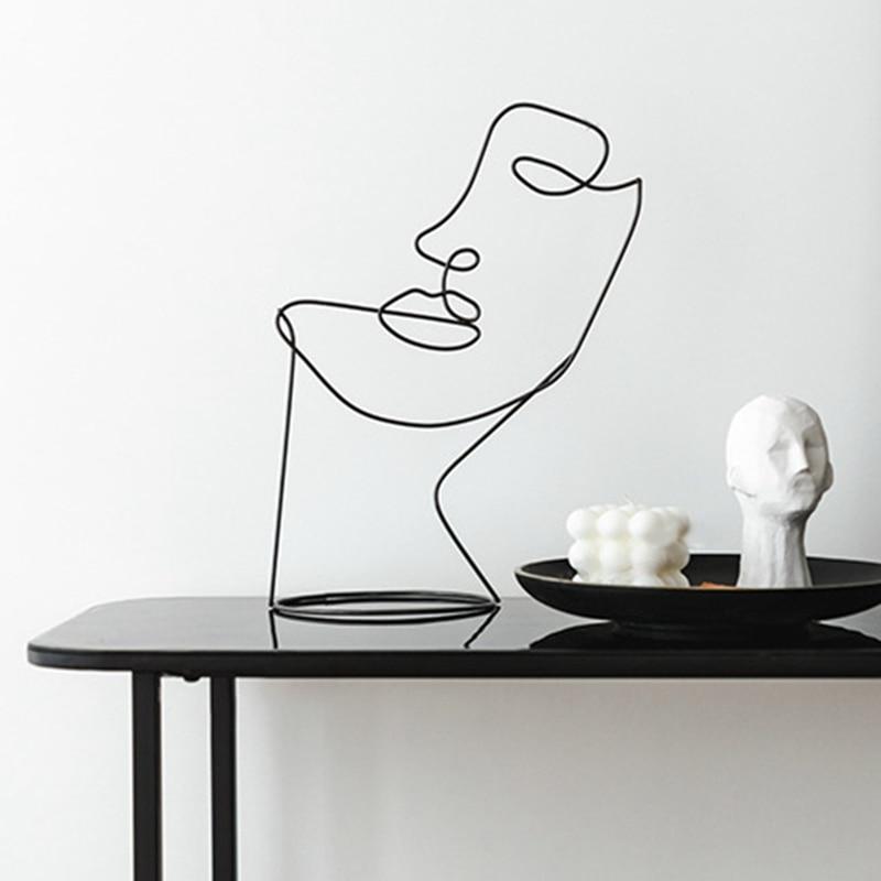 Visage Sculpture | Stornfield