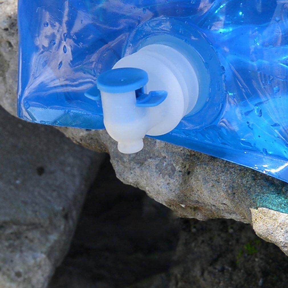 Foldable Outdoor Water Bag With Faucet | Stornfield