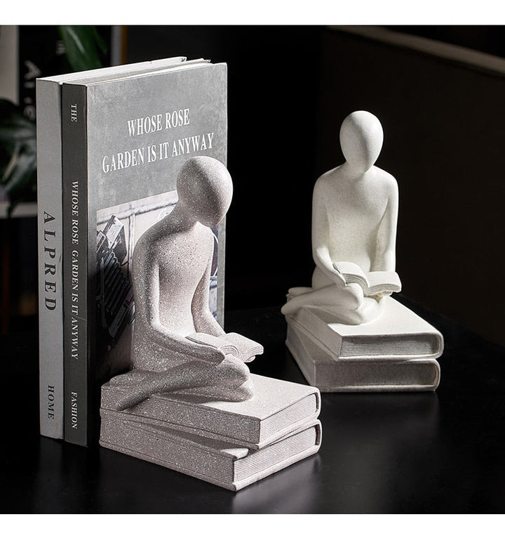 Nordic Abstract Thinker Resin Statue Sculpture | Stornfield