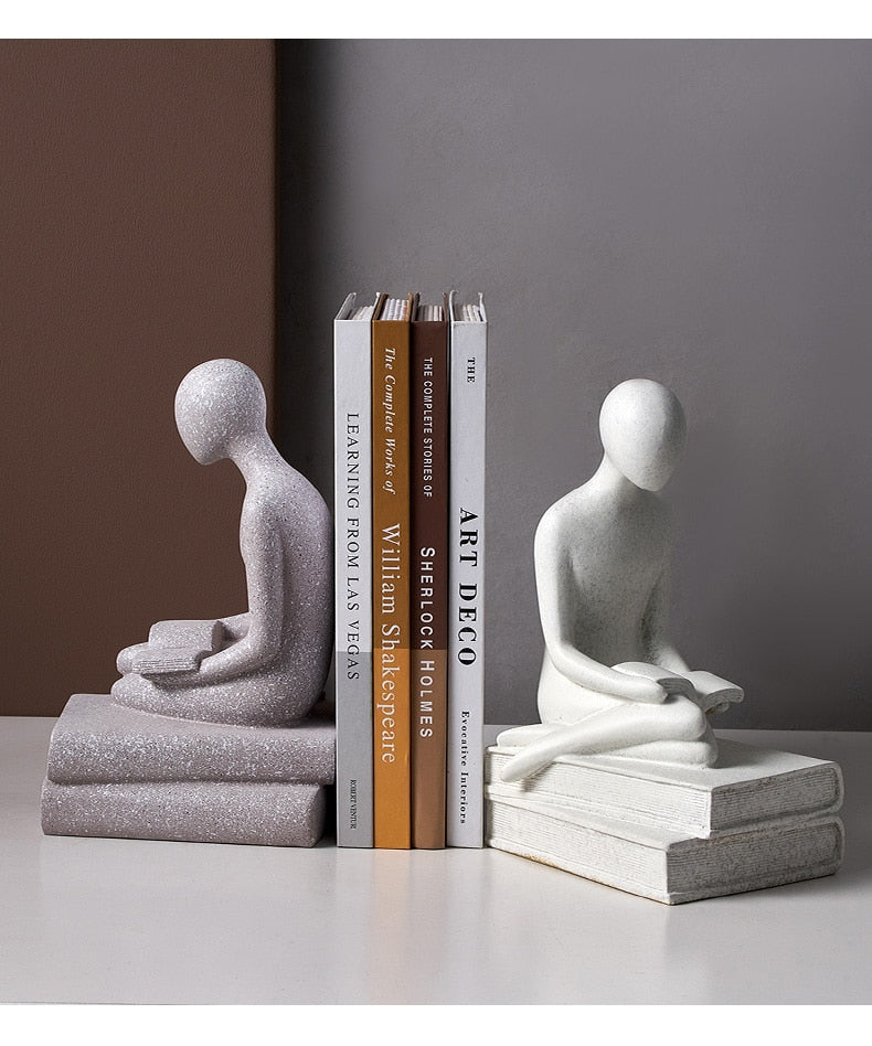Nordic Abstract Thinker Resin Statue Sculpture | Stornfield