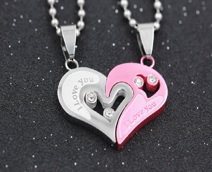 Intertwined Heart Necklaces | Stornfield