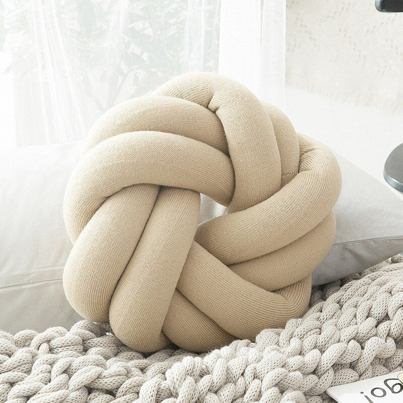 Round Knot Cushion | Stornfield