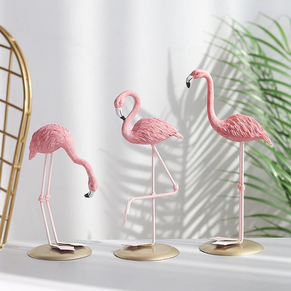 FlamingoGrace Calm Elegant Flamingo Statue Port Stornfield