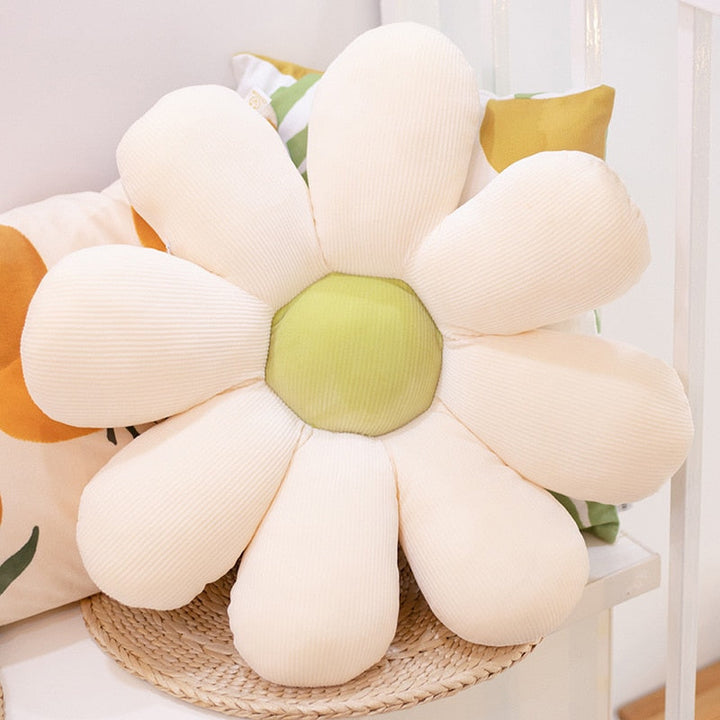 Fluffy Daisy Cushion | Stornfield
