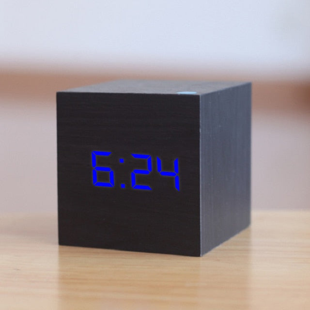 Stornfield | Horloge numérique carré à LED