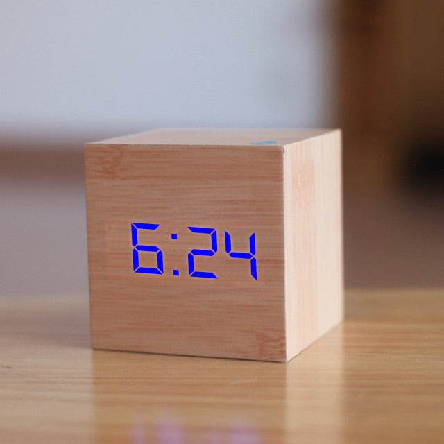 Stornfield | Horloge numérique carré à LED