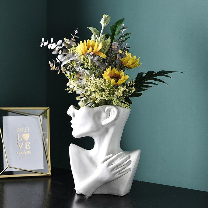 Emma Vase | Stornfield