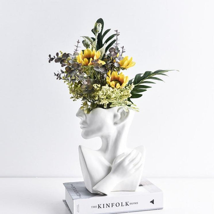 Emma Vase | Stornfield