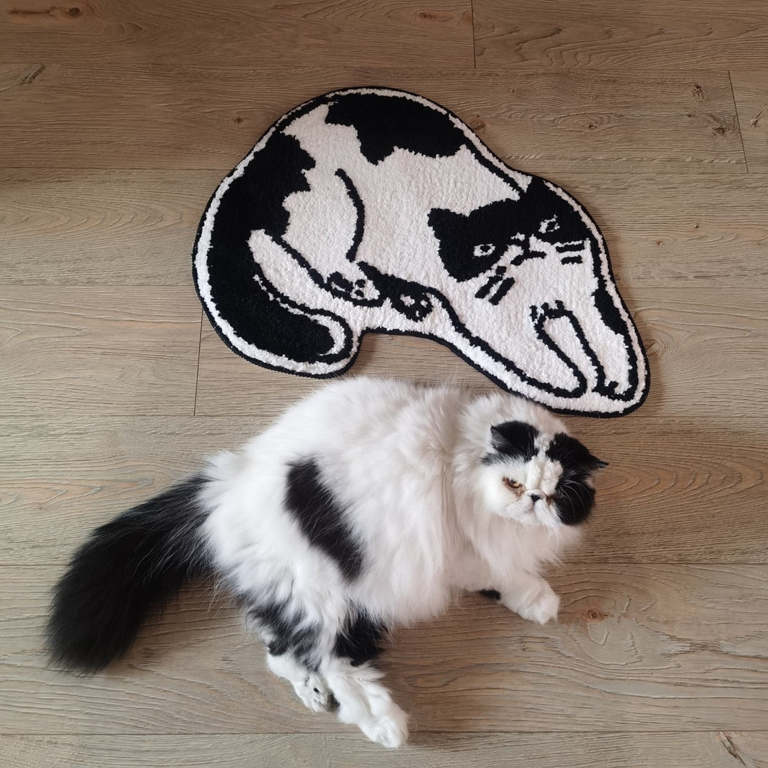 Black and white cat bath mat | Stornfield
