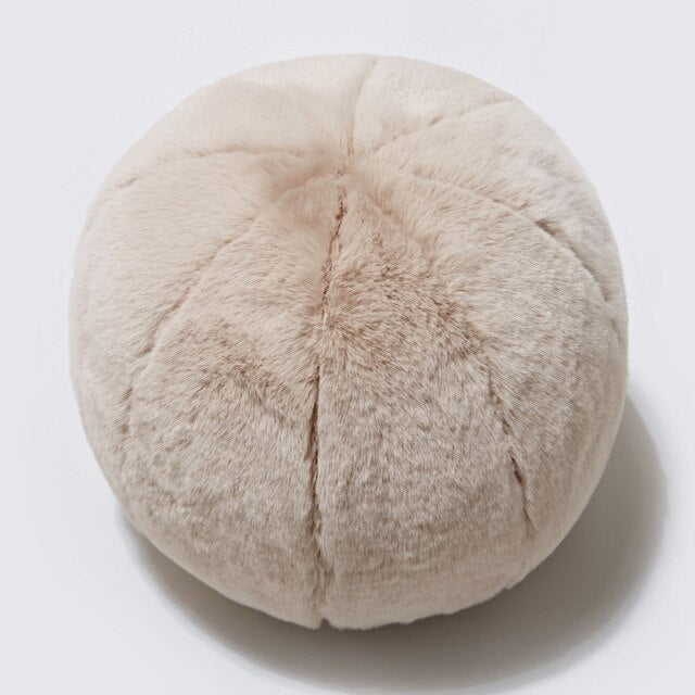 Round short-pile fur cushion | Stornfield