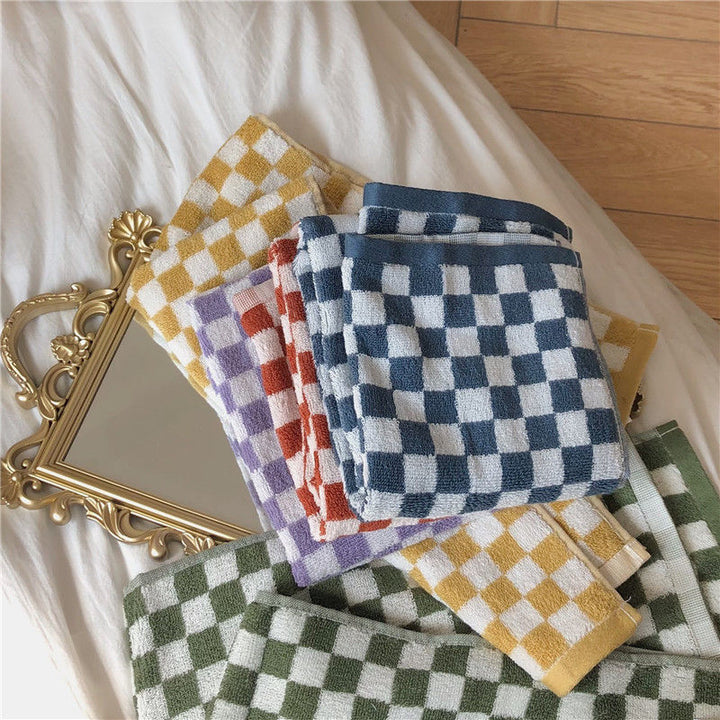 Striped and colorful checked towels | Stornfield