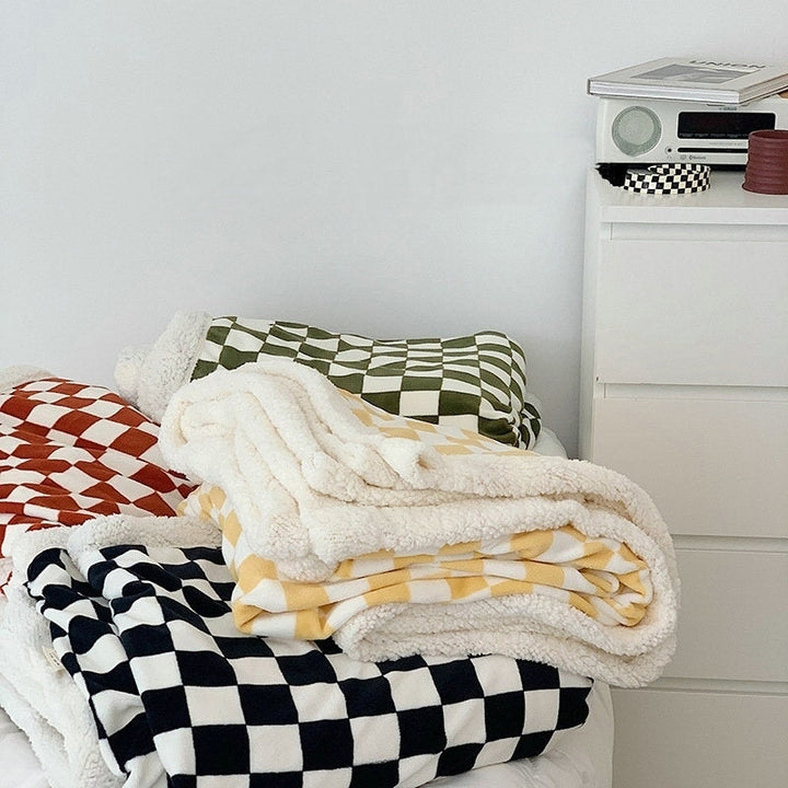 Checked blanket | Stornfield