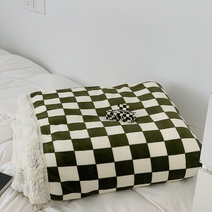 Checked blanket | Stornfield