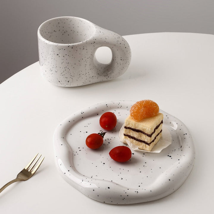 Stornfield | Chromed ceramic tray and bowl with cookies