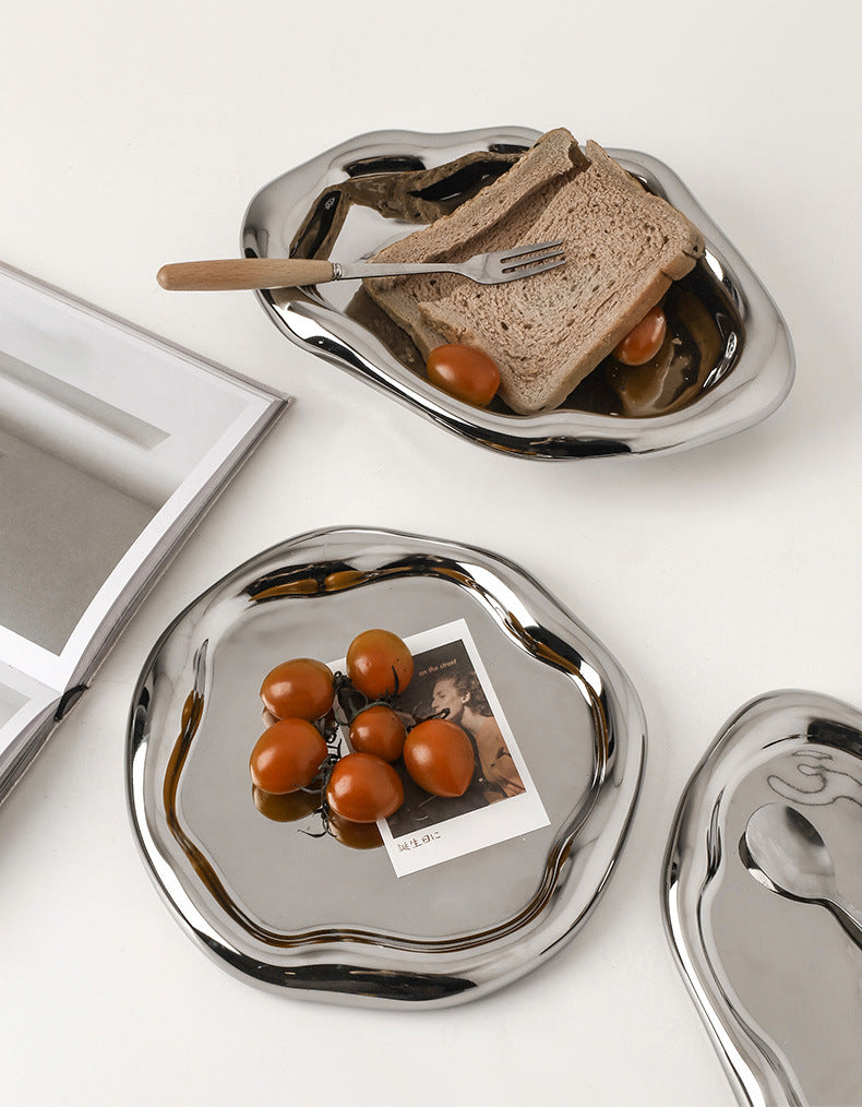 Stornfield | Chromed ceramic tray and bowl with cookies