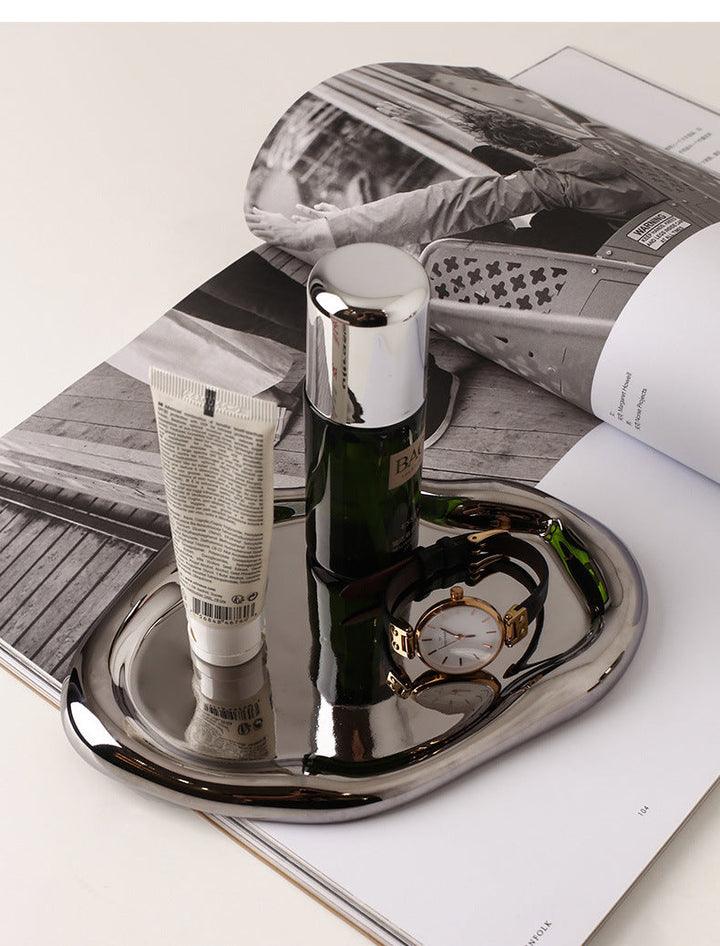 Stornfield | Chromed ceramic tray and bowl with cookies