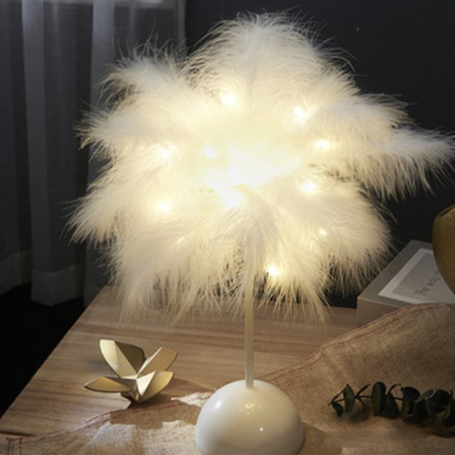 Stornfield | Creative Feather Palm Table Lamp