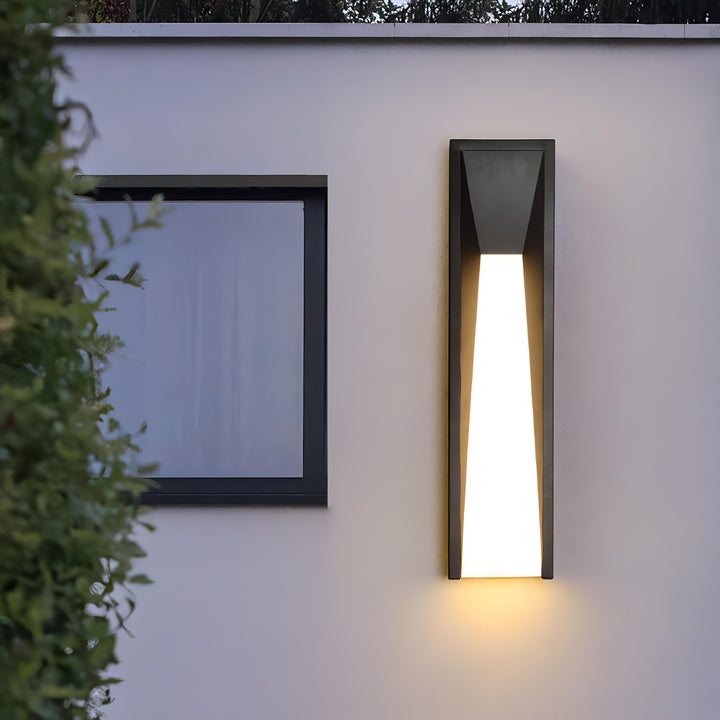 Parv - Stainless Steel IP65 Modern Wall Light Fixture | Stornfield