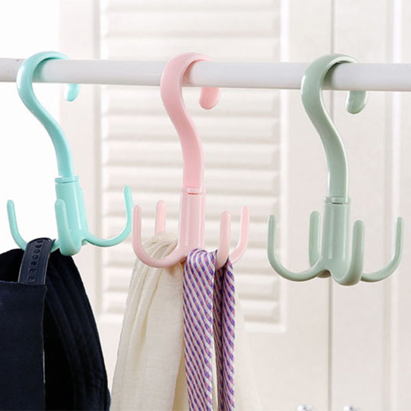 Rotating Four-Claw Wardrobe Organizer Hanger | Stornfield