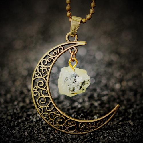 Healing Crystal Necklaces | Stornfield