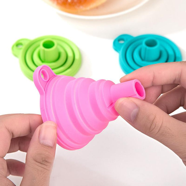 Collapsible/Foldable Silicone Funnel | Stornfield