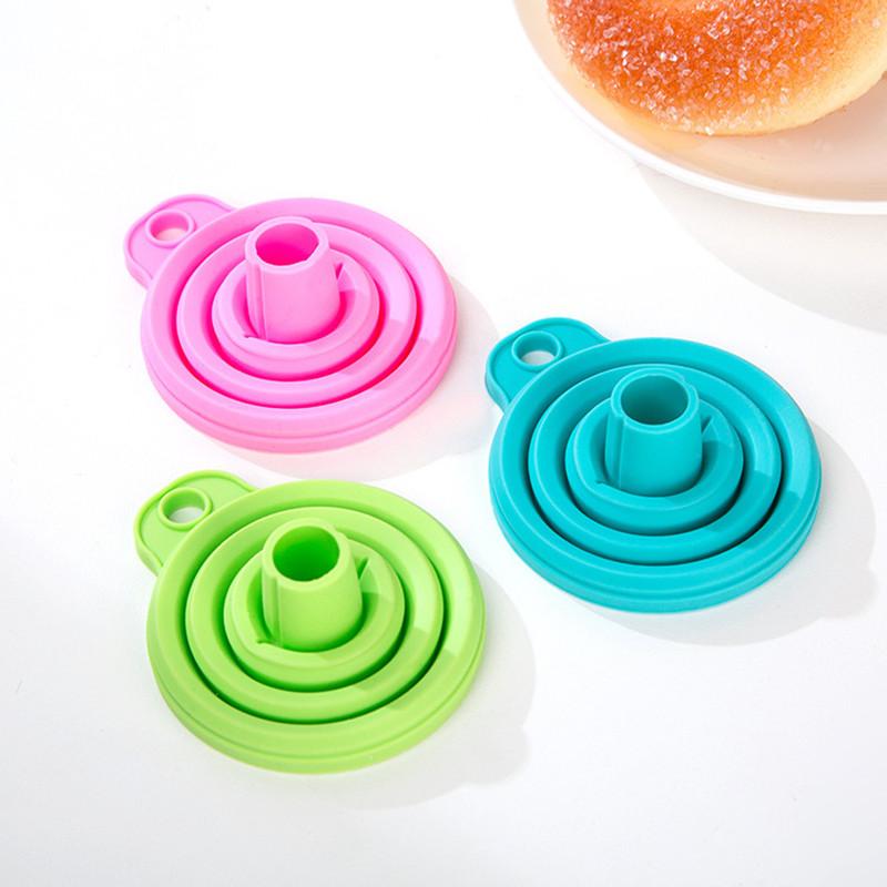Collapsible/Foldable Silicone Funnel | Stornfield