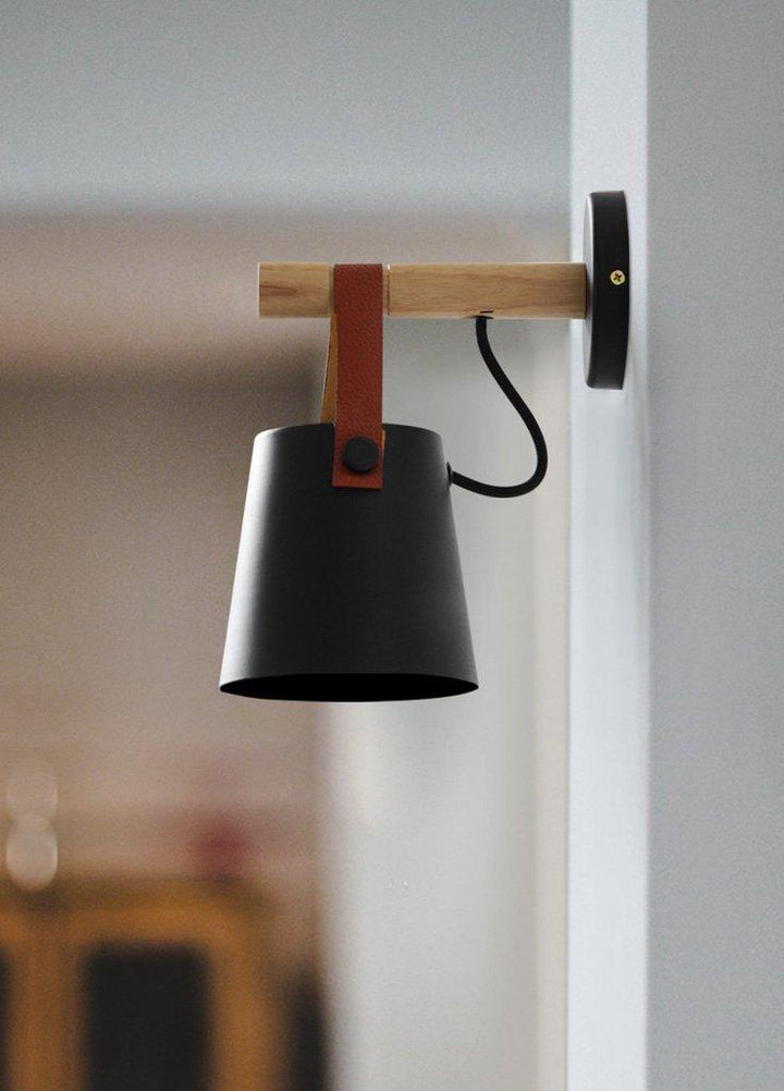 Stornfield | Nordic Wooden Wall Lamp