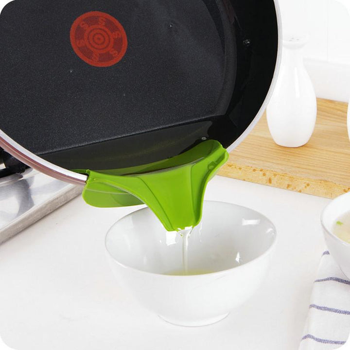 Detachable Silicone Pot Spout/Funnel | Stornfield