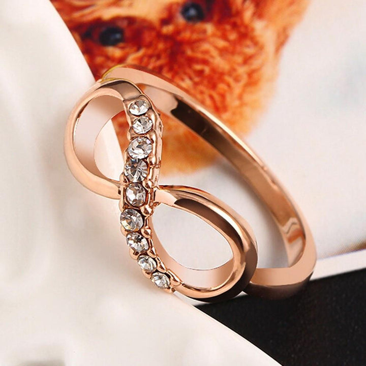 Luxury Gold Infinity Ring | Stornfield