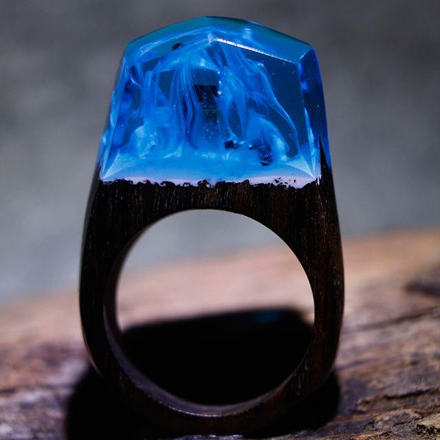 Quanta - Flame Blue Resin Ring | Stornfield