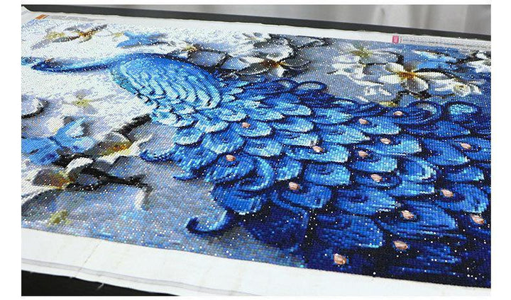 Extravagant Peacock - GemPaint Kit | Stornfield