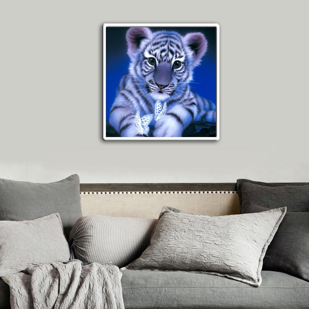 Playful Baby Tiger - GemPaint Kit | Stornfield