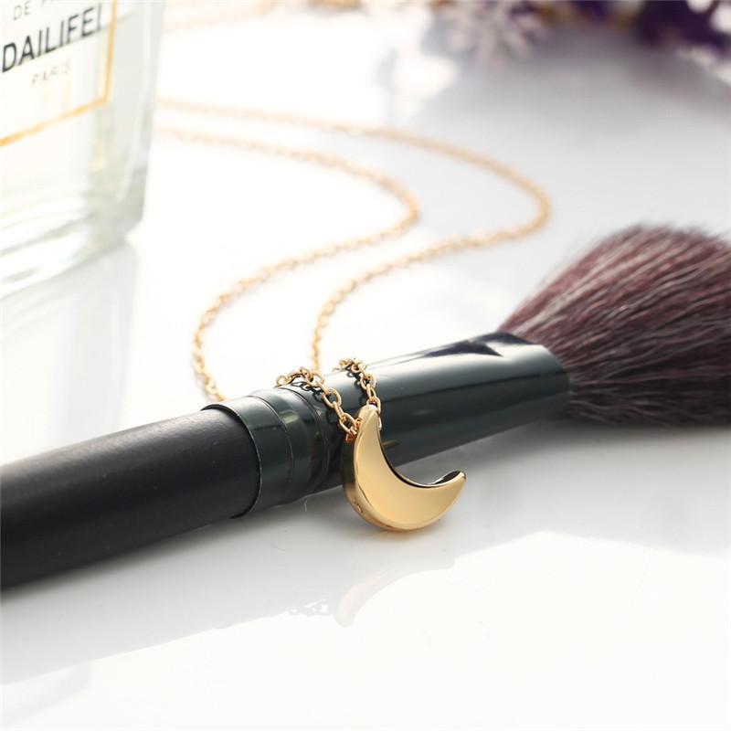 Mini Crescent Moon Pendant Necklace | Stornfield