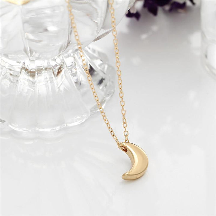 Mini Crescent Moon Pendant Necklace | Stornfield