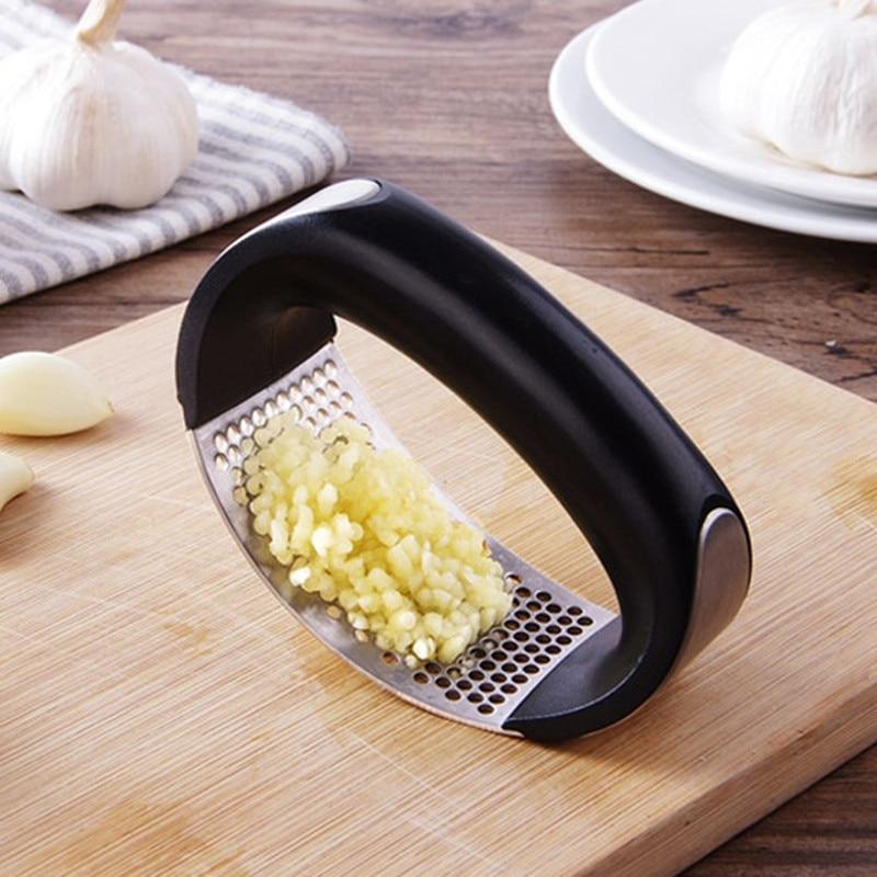 L'ail - Rocking Garlic Crusher | Stornfield