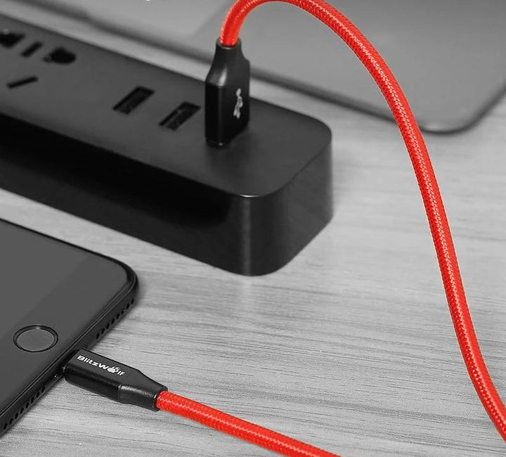 ChargeMi - Charging cable with lighting for iPhone and iPad | Stornfield