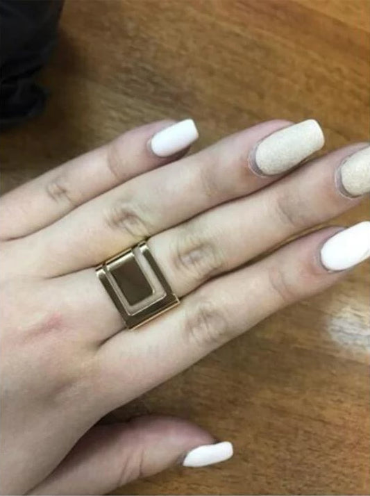 Primrose - Thick Square Ring | Stornfield
