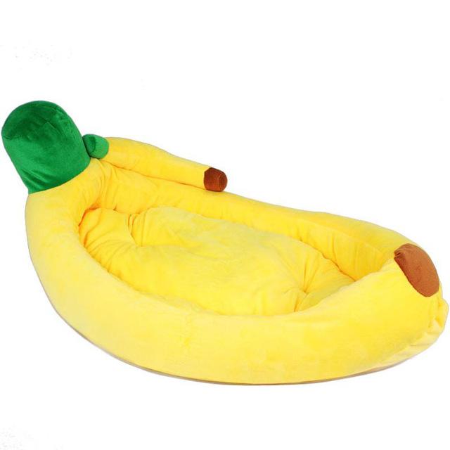 Nahni - Banana Canoe Pet Bed | Stornfield