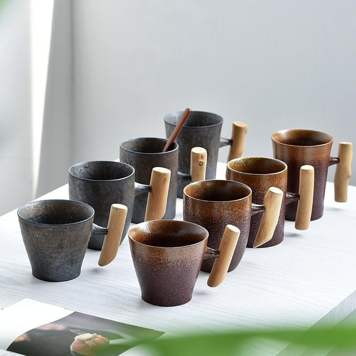 Coarse Pottery Mug with Wooden Handgrip | Stornfield