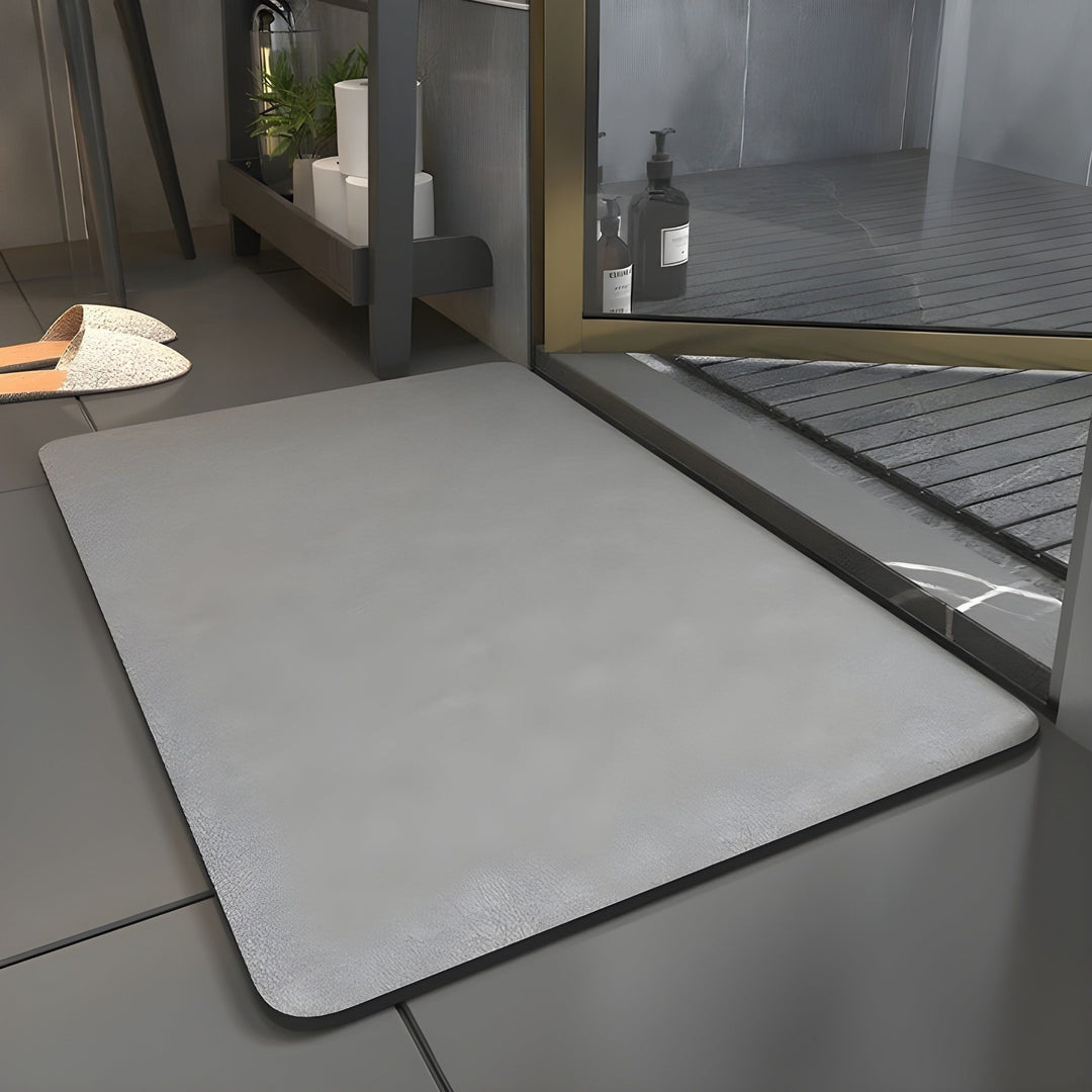 SlipShield Matte - Quick-drying anti-slip bath mat | Stornfield