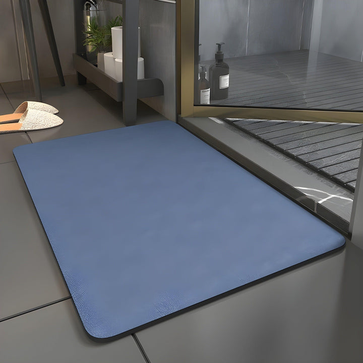 SlipShield Matte - Quick-drying anti-slip bath mat | Stornfield