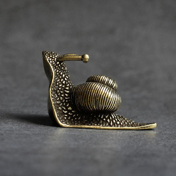 Stornfield | Retro Queen Copper Mini Snail Tea Pet Desk Ornament