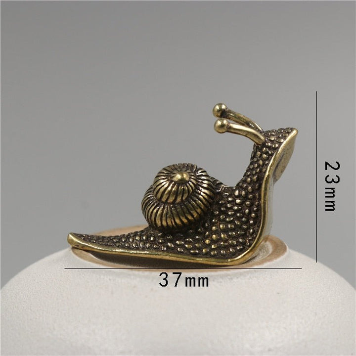 Stornfield | Retro Queen Copper Mini Snail Tea Pet Desk Ornament
